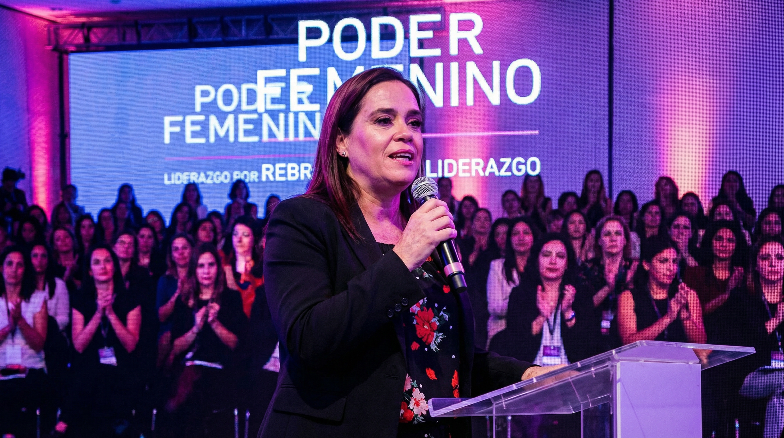 Marisa en conferencia